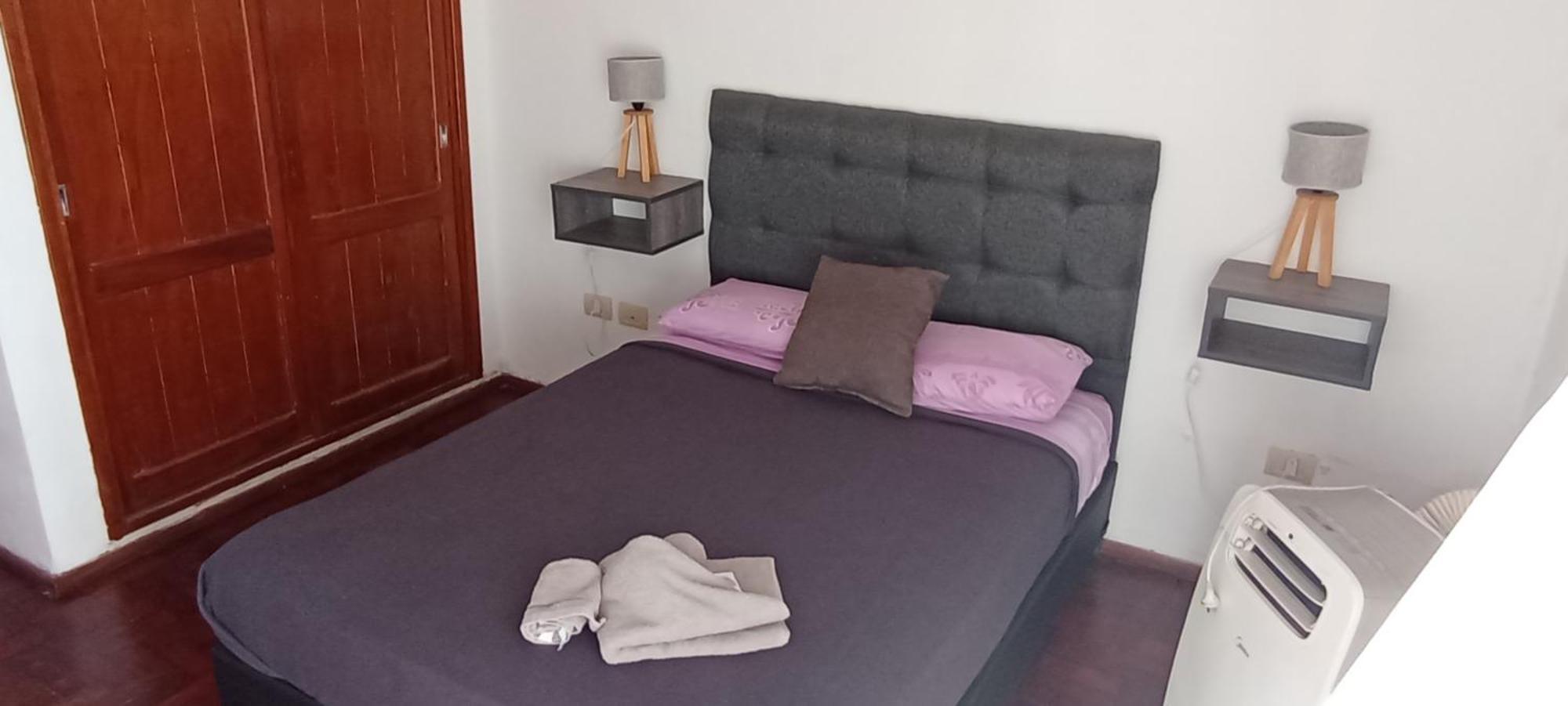 Gueemes Hostel Кордоба Екстериор снимка