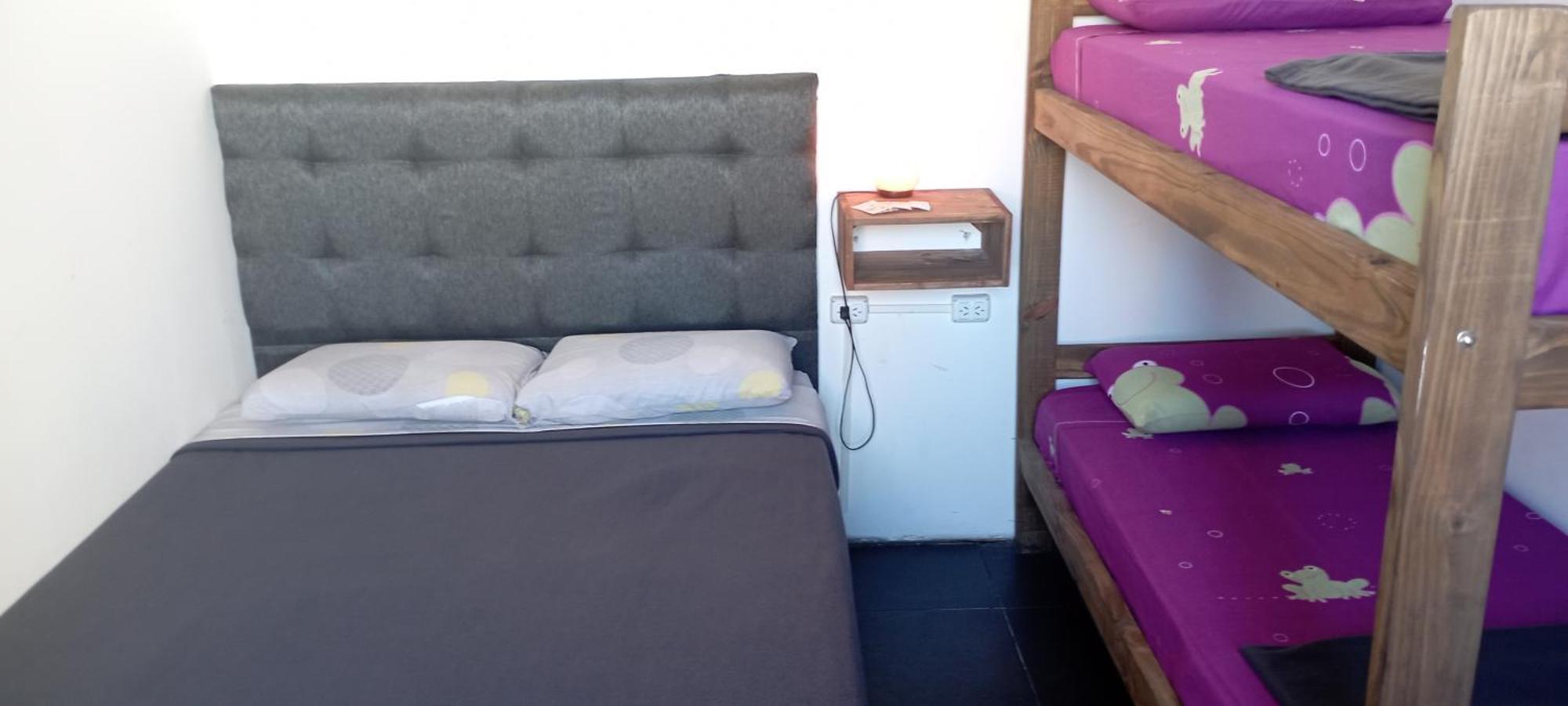 Gueemes Hostel Кордоба Екстериор снимка