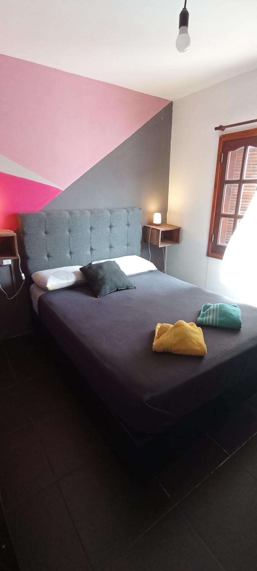 Gueemes Hostel Кордоба Екстериор снимка