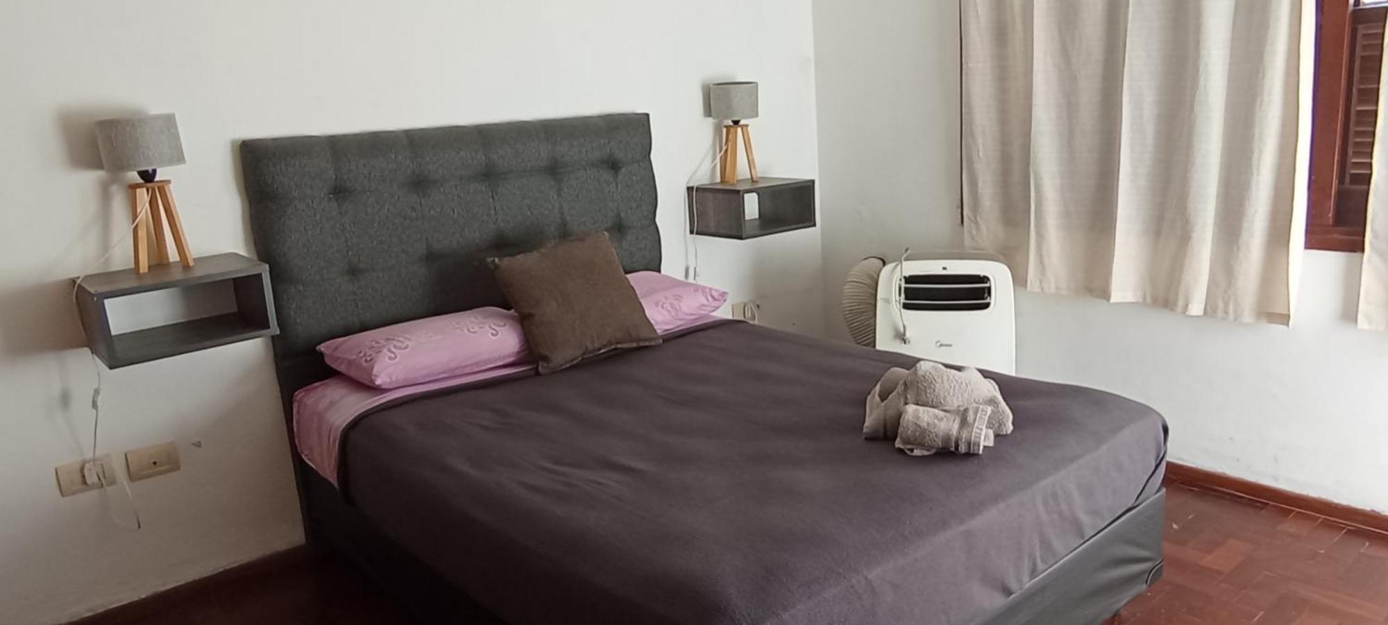 Gueemes Hostel Кордоба Екстериор снимка