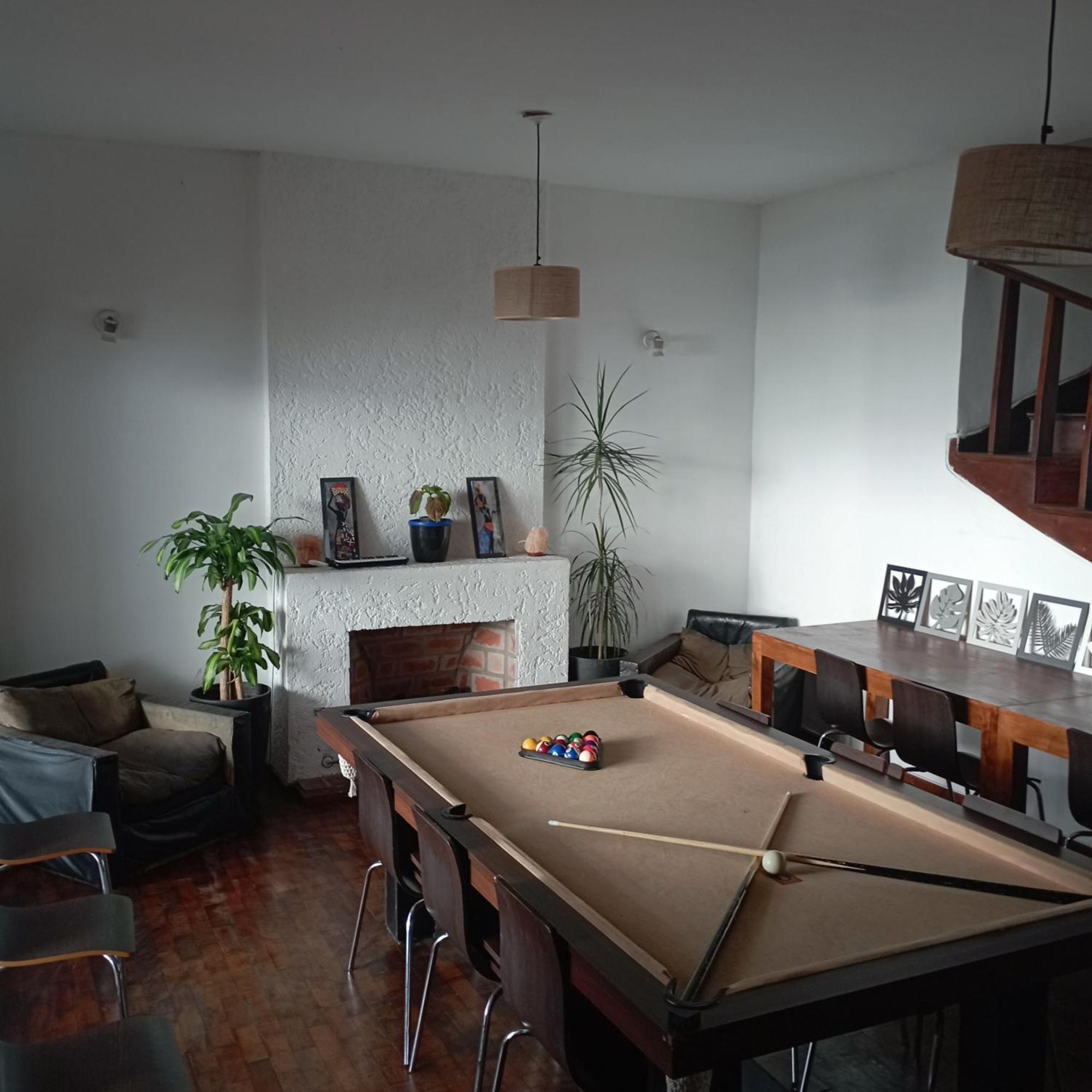 Gueemes Hostel Кордоба Екстериор снимка